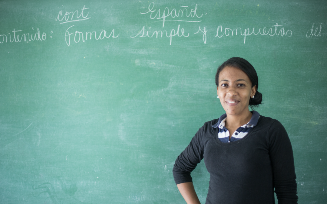 Dominican Republic-Teachers-Learning Apps-Microfinance